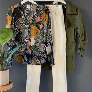 Cabi fall 2019 Snake 🐍 charmer blouse medium